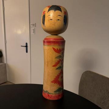 Zeldzame gesigneerde Naruko Kokeshi – 55 cm – Akiyama Tadao beschikbaar voor biedingen