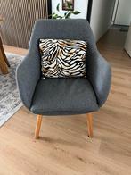 Grijze stoel - Zo goed als nieuw!, Huis en Inrichting, Fauteuils, Minder dan 50 cm, Minder dan 75 cm, Ophalen of Verzenden, Zo goed als nieuw