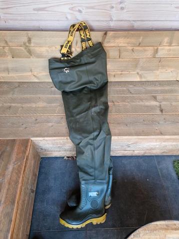 Vass waadpak maat 44 beschikbaar voor biedingen