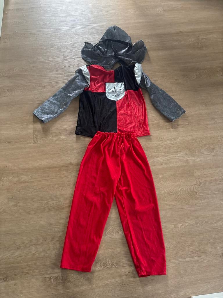 Stoer ridder kostuum - Maat 140, Ophalen, Zo goed als nieuw, 134 t/m 140, Jongen