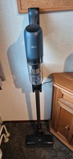 AEG Ultimate Steelstofzuiger  AP71UB14DB 7000 Nieuw, Witgoed en Apparatuur, Stofzuigers, Ophalen, Nieuw, Reservoir, Stofzuiger