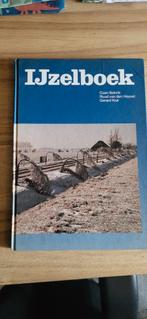 IJzelboek - Coen Bekink, Ruud van den Heuvel, Gerard Kral, Ophalen of Verzenden, Gelezen, Coen Bekink, Ruud van den Heuvel, Gerard Kral