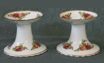 2 Royal Albert old country roses kandelaars beschikbaar voor biedingen