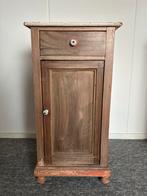 Oud brocant nachtkastje met porseleinen knopjes, Huis en Inrichting, Slaapkamer | Nachtkastjes, Ophalen, Gebruikt, Minder dan 45 cm