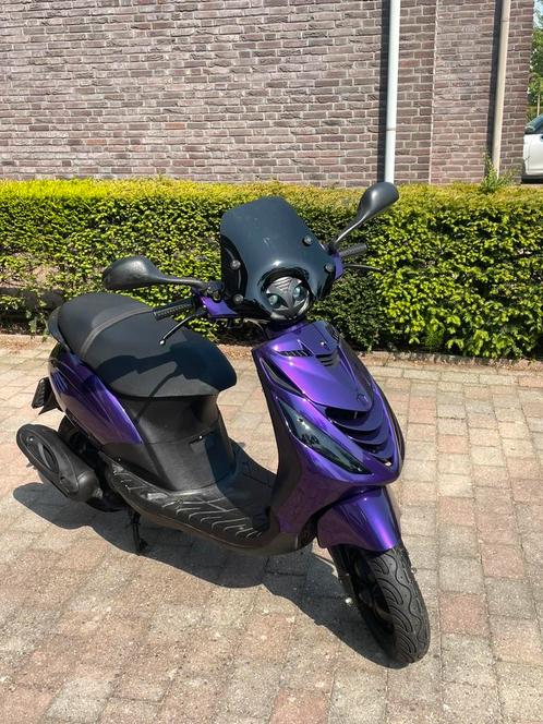 Piaggio Zip Brom 4t 2016, Fietsen en Brommers, Scooters | Piaggio, Zo goed als nieuw, Zip, Maximaal 45 km/u, Benzine, Ophalen