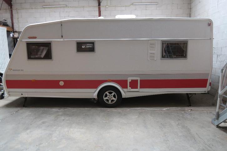 Kabe caravan Smaragd GLE 540 uit 2009, Caravans en Kamperen, Caravans, Particulier, tot en met 4, 1500 - 2000 kg, Rondzit, Kabe