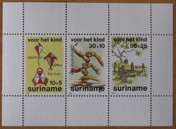 Rep-Suriname 432 blok voor het kind.  beschikbaar voor biedingen