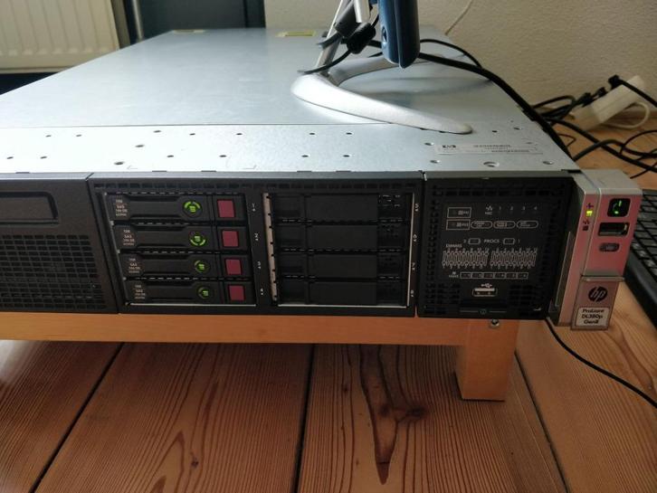 HP ProLiant DL380p Gen8 Server, 2xXeon, 24GB RAM, 2x750 PSU, Computers en Software, Servers, Gebruikt, 2 tot 3 Ghz, 32 GB, Hot swappable onderdelen