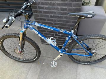 Kona 26” mtb - Shimano Deore XT - Fox Talas RLC beschikbaar voor biedingen