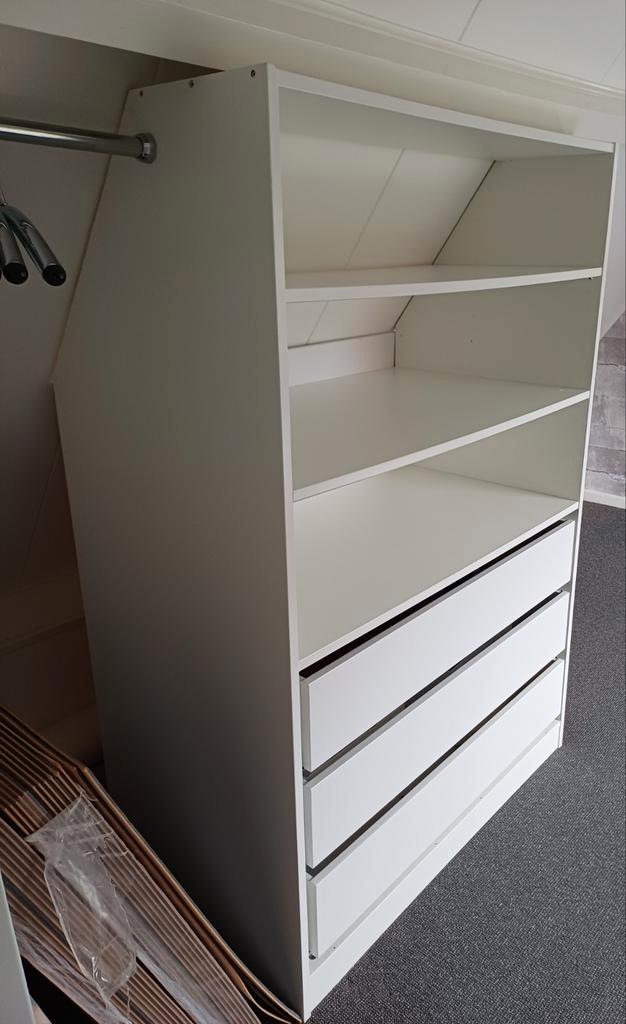 Ikea Kast met 3 Lades - Schuin afgezaagd, Huis en Inrichting, Kasten | Kledingkasten, Gebruikt, 100 tot 150 cm, 50 tot 100 cm