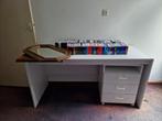 Gratis Bureau met Lades, Ophalen of Verzenden, Gebruikt, Bureau