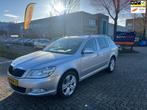Skoda Octavia Combi 1.4 TSI Greentech Elegance Business Line, Voorwielaandrijving, Euro 5, Stof, Gebruikt