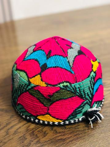 Afghaanse Mannenhoed - Traditioneel Design beschikbaar voor biedingen