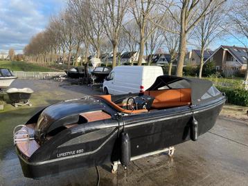 Lifestyle 650 met boegschroef Mercury 60 pk EFi beschikbaar voor biedingen