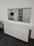 Hoogglans Witte dressoir met roestvrijstalen poten ,spiegel!, Huis en Inrichting, Ophalen
