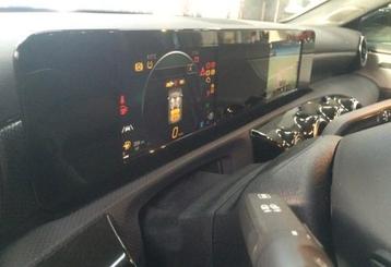 Mercedes Benz upgrade naar widescreen beschikbaar voor biedingen