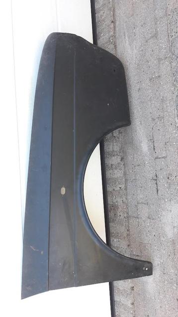 Renault R10 spatbord beschikbaar voor biedingen