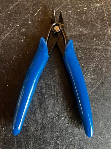 KNIPTANG GEHARD FIJNE BEK (NIEUW) voor diverse materialen beschikbaar voor biedingen