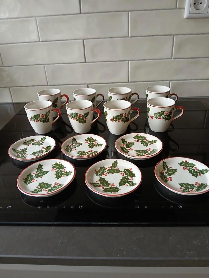 Vic's Design Kerstkopjes (8), Huis en Inrichting, Keuken | Servies, Kop(pen) en/of Schotel(s), Overige stijlen, Aardewerk, Ophalen of Verzenden