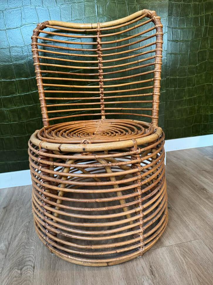 Vintage Rotan Stoeltje - Opknapper, Huis en Inrichting, Stoelen, Gebruikt, Eén, Riet of Rotan, Bruin, Ophalen