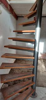 Spiltrap met Meranti Hardhouten Treden, Doe-het-zelf en Verbouw, Ladders en Trappen, Ophalen, Gebruikt, Trap, Minder dan 2 meter