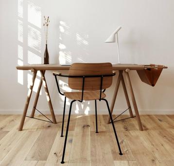 WEEKAANBIEDING! EIKEN VLOERDELEN, KLEURLOOS GEOLIED. beschikbaar voor biedingen