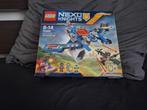 Lego Nexo Knight 70320 - Aaron Fox’s Aero striker V2, Ophalen of Verzenden, Zo goed als nieuw, Complete set, Lego