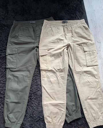 2X Cargo broek donkergroen en beige / ecru   Maat L NIEUW beschikbaar voor biedingen