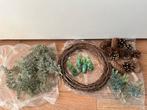 Creatief krans met kunst takjes & dennenappels, Huis en Inrichting, Woonaccessoires | Kransen, Ophalen of Verzenden, Zo goed als nieuw