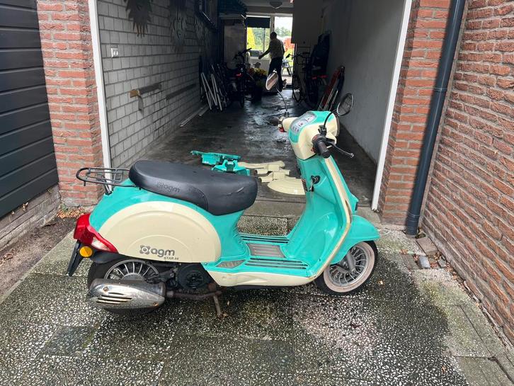 Opknapper Scooter AGM STAR 50, Fietsen en Brommers, Scooters | Overige merken, Gebruikt, Maximaal 25 km/u, Benzine, Ophalen