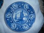 Bord Hollandia  Maastricht societe Ceramique, Antiek en Kunst, Ophalen of Verzenden