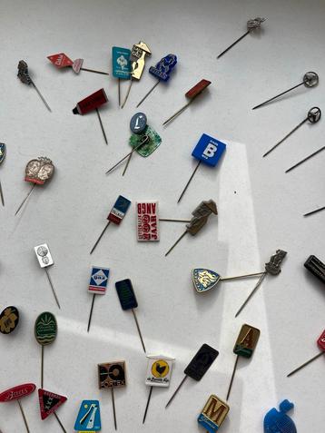 Vintage Speldjes Collectie (65 stuks) beschikbaar voor biedingen