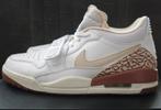 Nike Air Jordan Legacy Low 312 44

Nieuw en 100% orgineel., Kleding | Heren, Schoenen, Wit, Nike, Ophalen of Verzenden, Sneakers of Gympen