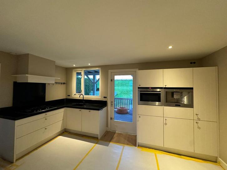 Prachtige Landelijke Hoekkeuken + Apparatuur + GEDEMONTEERD, Huis en Inrichting, Keuken | Complete keukens, Hoekkeuken, Composiet