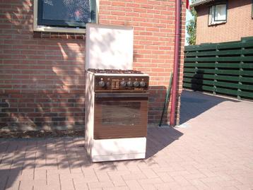 witgoed,oude metalen,wasmachin,droger, tv enz OPHAALDIENST,  beschikbaar voor biedingen