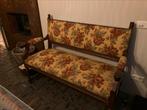 Klassiek bankje met mooie Gobelin stof, Antiek en Kunst, Antiek | Meubels | Stoelen en Banken, Ophalen of Verzenden