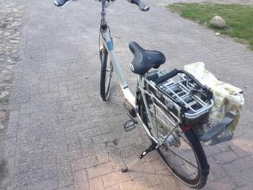 Cortina e-wave shimano middenmotor 2 goede accu's  beschikbaar voor biedingen