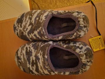 kinderpantoffels maat 31/32 beschikbaar voor biedingen