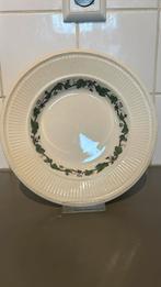 Deze borden zijn van het merk wedgwood het type stratford, Antiek en Kunst, Antiek | Servies los, Ophalen