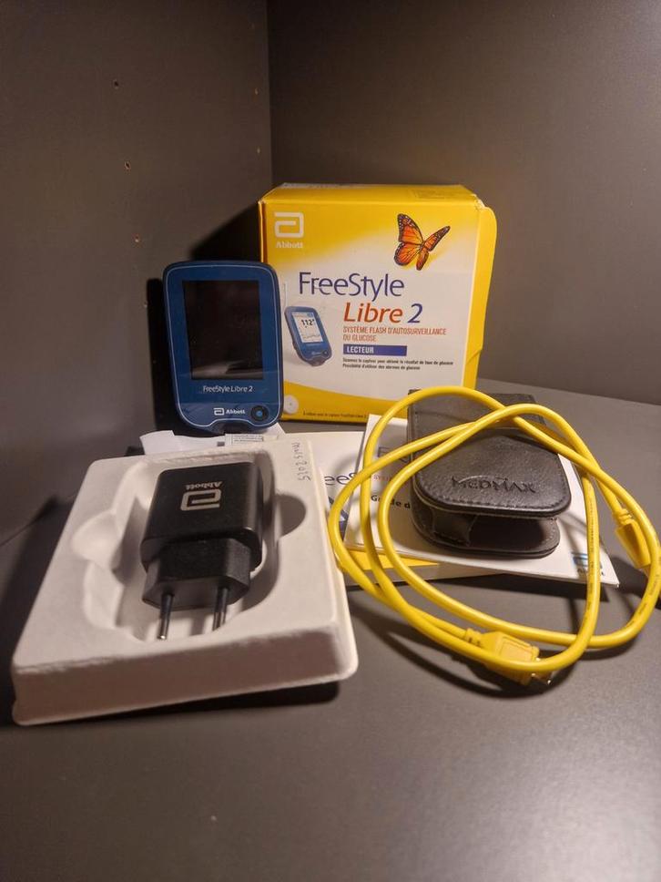 Abbott FreeStyle Libre 2 Reader - Complete set incl. oplader, Diversen, Verpleegmiddelen, Zo goed als nieuw, Ophalen of Verzenden