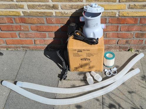 Te Koop! Een z.g.a.n. Avenli zwembad pomp. (1136 lt), Tuin en Terras, Zwembad-toebehoren, Zo goed als nieuw, Zwembadpomp, Ophalen of Verzenden