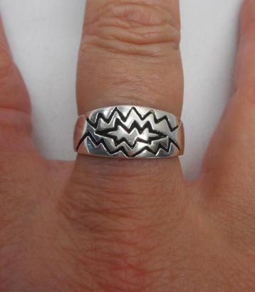 Zilveren mooie unisex ring maat 18 nr.903 beschikbaar voor biedingen