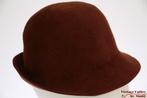 oude Vintage Dameshoed cloche dophoed bruin haarvilt 56, Antiek en Kunst, Ophalen of Verzenden, Dames