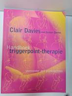 Handboek triggerpoint therapie. Clair Davies, Ophalen of Verzenden, Zo goed als nieuw