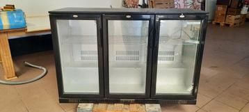 Nieuwe Gastro cool 3 deurs frisdrankkoelkast. beschikbaar voor biedingen