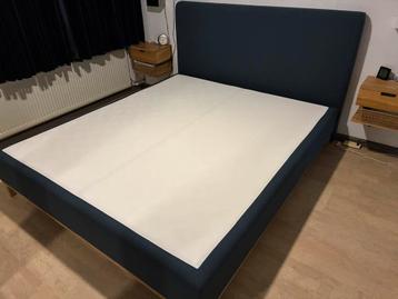 Boxspring met lattenbodem Swissflex box 14. 2x90 x 210cm beschikbaar voor biedingen