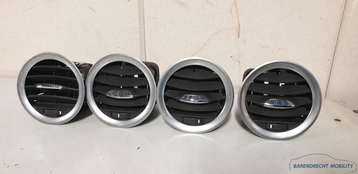 Luchtrooster Opel corsa D ventilatie rooster lucht chrome 13, Auto-onderdelen, Dashboard en Schakelaars, Opel, Gebruikt, Ophalen of Verzenden