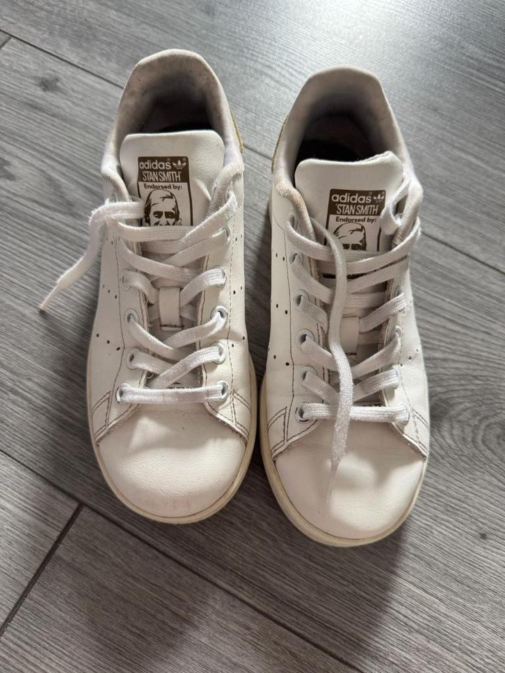 Adidas Stan Smith Sneakers – Wit (Unisex) maat 35 1/2, Kleding | Dames, Schoenen, Gedragen, Sportschoenen, Wit, Ophalen