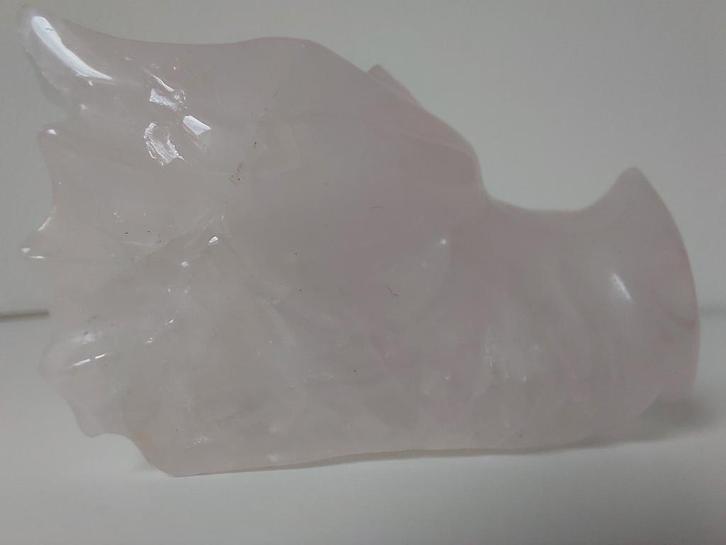 Rozenkwarts Draakje - 5,5cm, Verzamelen, Mineralen en Fossielen, Mineraal, Ophalen of Verzenden