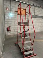 Verrijdbare trap FORTAL, Doe-het-zelf en Verbouw, Steigers, Ophalen, Zo goed als nieuw, Rolsteiger of Kamersteiger, Minder dan 2 meter